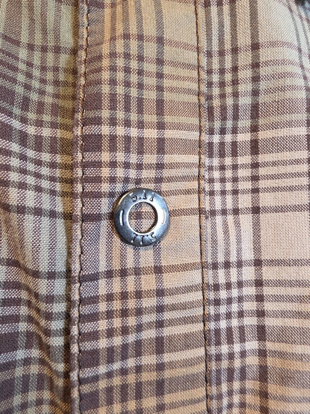 923 5.11 Tactical Men's Plaid Long Sleeve Shirt - Brown / Tan / Cream - Picture 4 of 4
